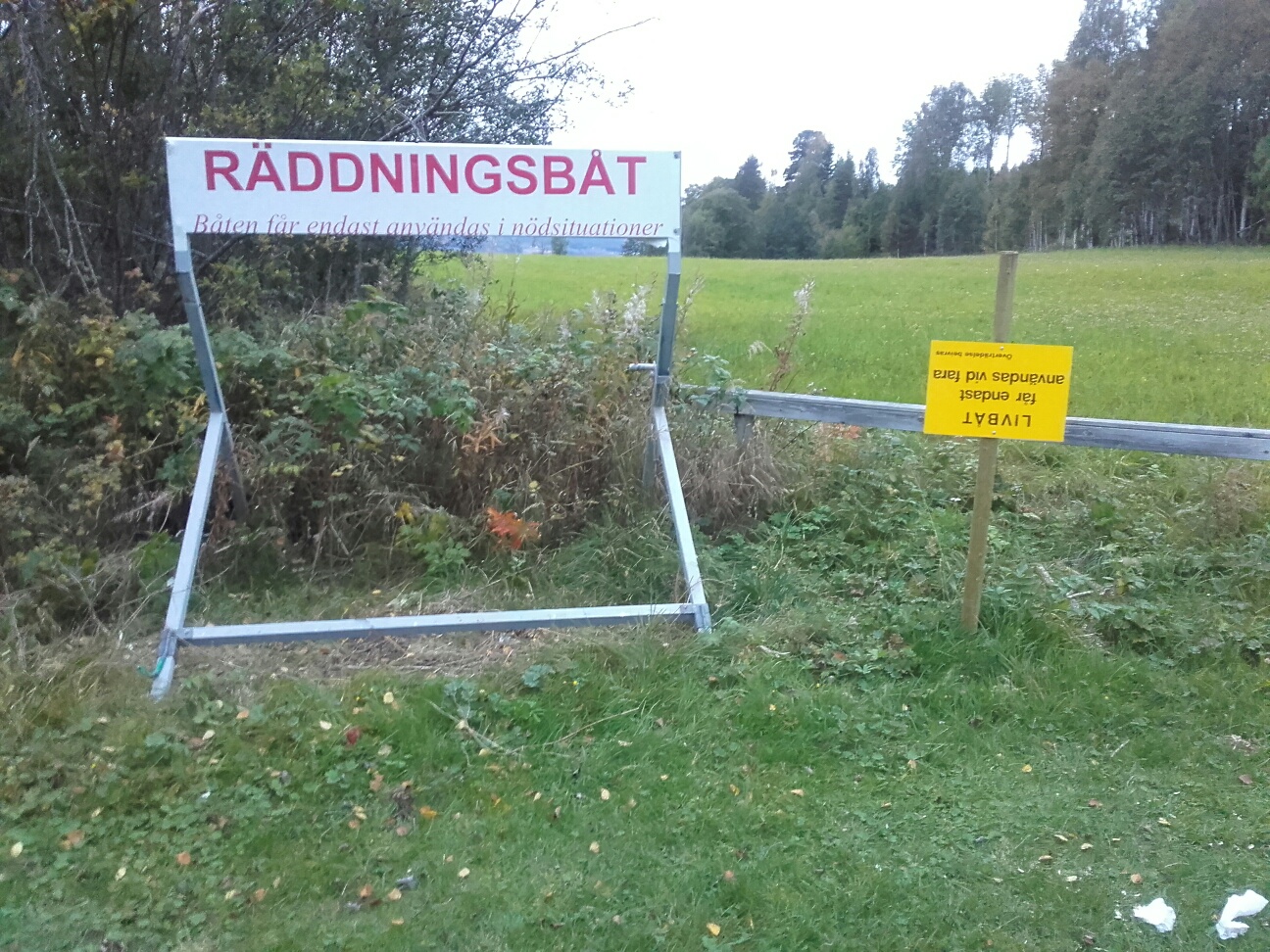 bateau de sauvetage volé sur Västbyn!